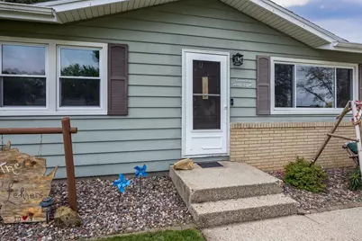 1748 Windsor Court, Beloit, WI 53511 - Photo 4