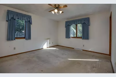 2517 Crest Line Drive, Madison, WI 53704 - Photo 16