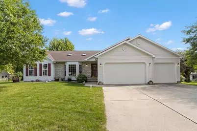 1331 Pinnacle Circle, Sun Prairie, WI 53590 - Photo 1