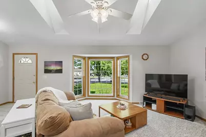 1331 Pinnacle Circle, Sun Prairie, WI 53590 - Photo 8