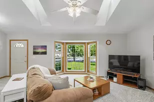 1331 Pinnacle Cir, Sun Prairie, WI 53590 - Photo 8
