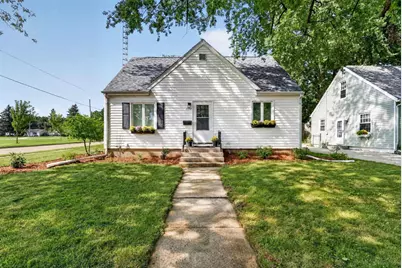 1524 Greenview Avenue, Janesville, WI 53548 - Photo 2