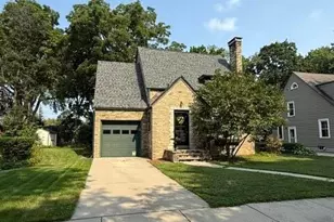 1183 Columbus Cir, Janesville, WI 53545 - Photo 4