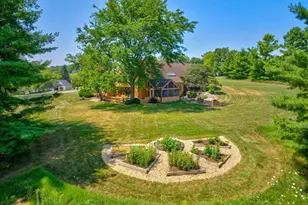 2532 Bigler Cir, Verona, WI 53593 - Photo 6