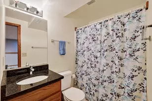 3012 Arapaho Dr, Fitchburg, WI 53719 - Photo 16