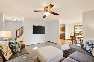3012 Arapaho Dr, Fitchburg, WI 53719 - Photo 4