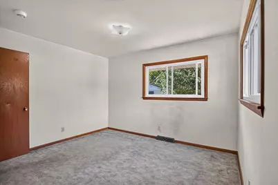 4351 Windsor Road, Windsor, WI 53598 - Photo 10