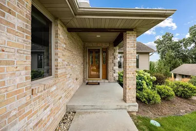 1227 W Sherman Avenue, Fort Atkinson, WI 53538 - Photo 4