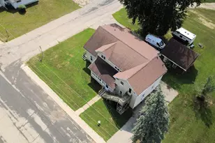 331 E Pearl St, Neshkoro, WI 54960 - Photo 2
