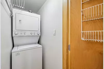 111 N Hamilton Street #203, Madison, WI 53703 - Photo 12