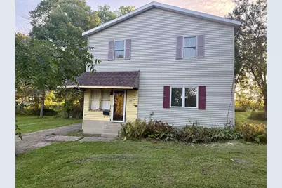 305 Rosedale Avenue, Fox Lake, WI 53933 - Photo 2