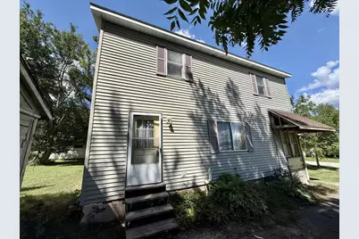 305 Rosedale Avenue, Fox Lake, WI 53933 - Photo 4