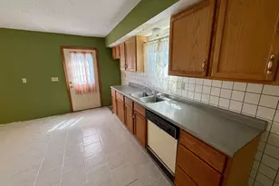 305 Rosedale Ave, Fox Lake, WI 53933 - Photo 8