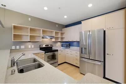 309 W Washington Avenue #412, Madison, WI 53703 - Photo 8