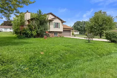 325 W Rice Drive, Beloit, WI 53511 - Photo 28