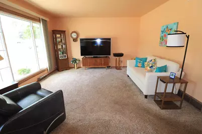 1325 Nicolet Street, Janesville, WI 53546 - Photo 2