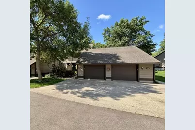 118 Glenview Court #2, Janesville, WI 53548 - Photo 1