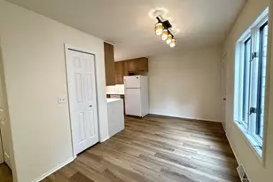 118 Glenview Ct, Janesville, WI 53548 - Photo 10