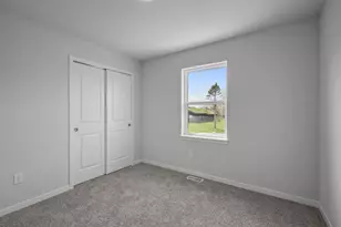 203 Dahlia Dr, Stoughton, WI 53589 - Photo 26