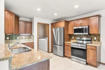 533 Hill Street, Baraboo, WI 53913 - Photo 14