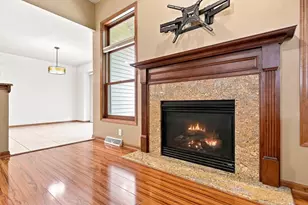 533 Hill St, Baraboo, WI 53913 - Photo 8