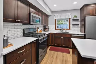 1102 Timothy Ave, Madison, WI 53716 - Photo 6