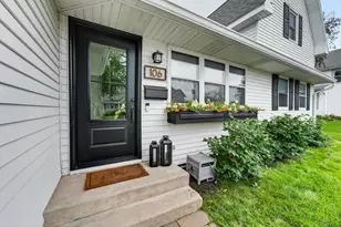 106 W 2nd St, Waunakee, WI 53597 - Photo 2