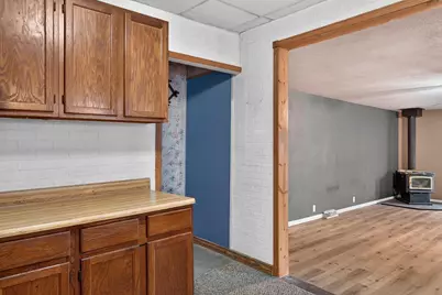 525 W Bannerman Avenue, Redgranite, WI 54970 - Photo 14
