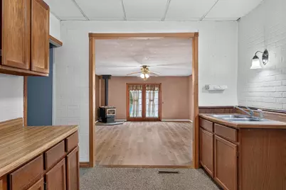 525 W Bannerman Avenue, Redgranite, WI 54970 - Photo 12