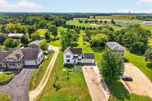 801 E Chestnut St, Pardeeville, WI 53954 - Photo 36