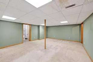 801 E Chestnut St, Pardeeville, WI 53954 - Photo 24