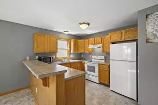 1502 Waldorf Blvd, Madison, WI 53719 - Photo 18