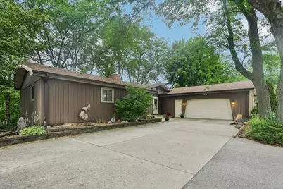 N1615 Poeppel Road, Fort Atkinson, WI 53538 - Photo 2