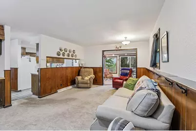 N1615 Poeppel Road, Fort Atkinson, WI 53538 - Photo 12