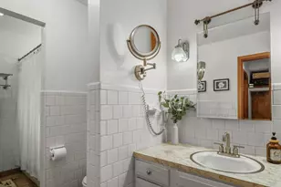 5457 Lake Mendota Dr, Madison, WI 53705 - Photo 22