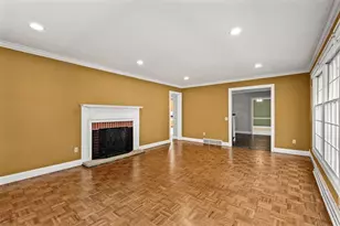 6413 Landfall Dr, Madison, WI 53705 - Photo 12