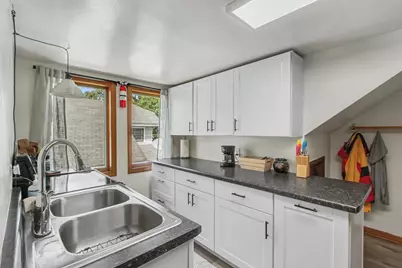 157 Jackson Street, Madison, WI 53704 - Photo 6