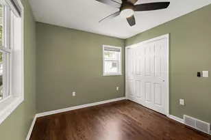 13 Arizona Cir, Madison, WI 53704 - Photo 16