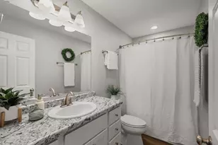 13 Arizona Cir, Madison, WI 53704 - Photo 14