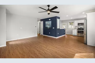 13 Arizona Circle, Madison, WI 53704 - Photo 6