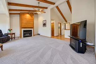 5837 N Valley Dr, Milton, WI 53563 - Photo 4