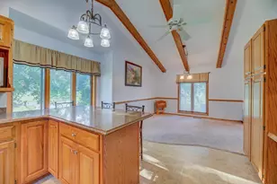 5837 N Valley Dr, Milton, WI 53563 - Photo 6