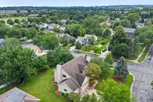 2 Cranbrook Cir, Madison, WI 53719 - Photo 68