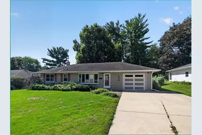 414 Woody Lane, Monona, WI 53716 - Photo 10