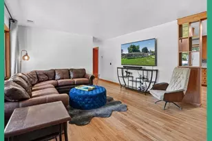 414 Woody Ln, Monona, WI 53716 - Photo 24