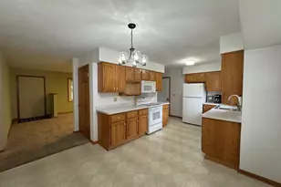 217 W 23rd St, Monroe, WI 53566 - Photo 20