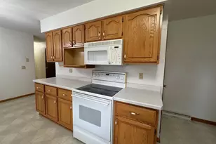 217 W 23rd St, Monroe, WI 53566 - Photo 24
