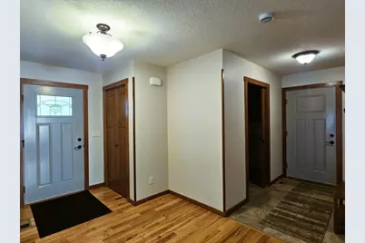 11215 Midway Court, Freeman, WI 54624 - Photo 10