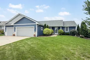 370 Oak St, Janesville, WI 53536 - Photo 1