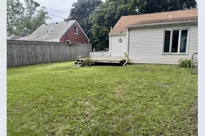 127 S Harmony Drive, Janesville, WI 53545 - Photo 4